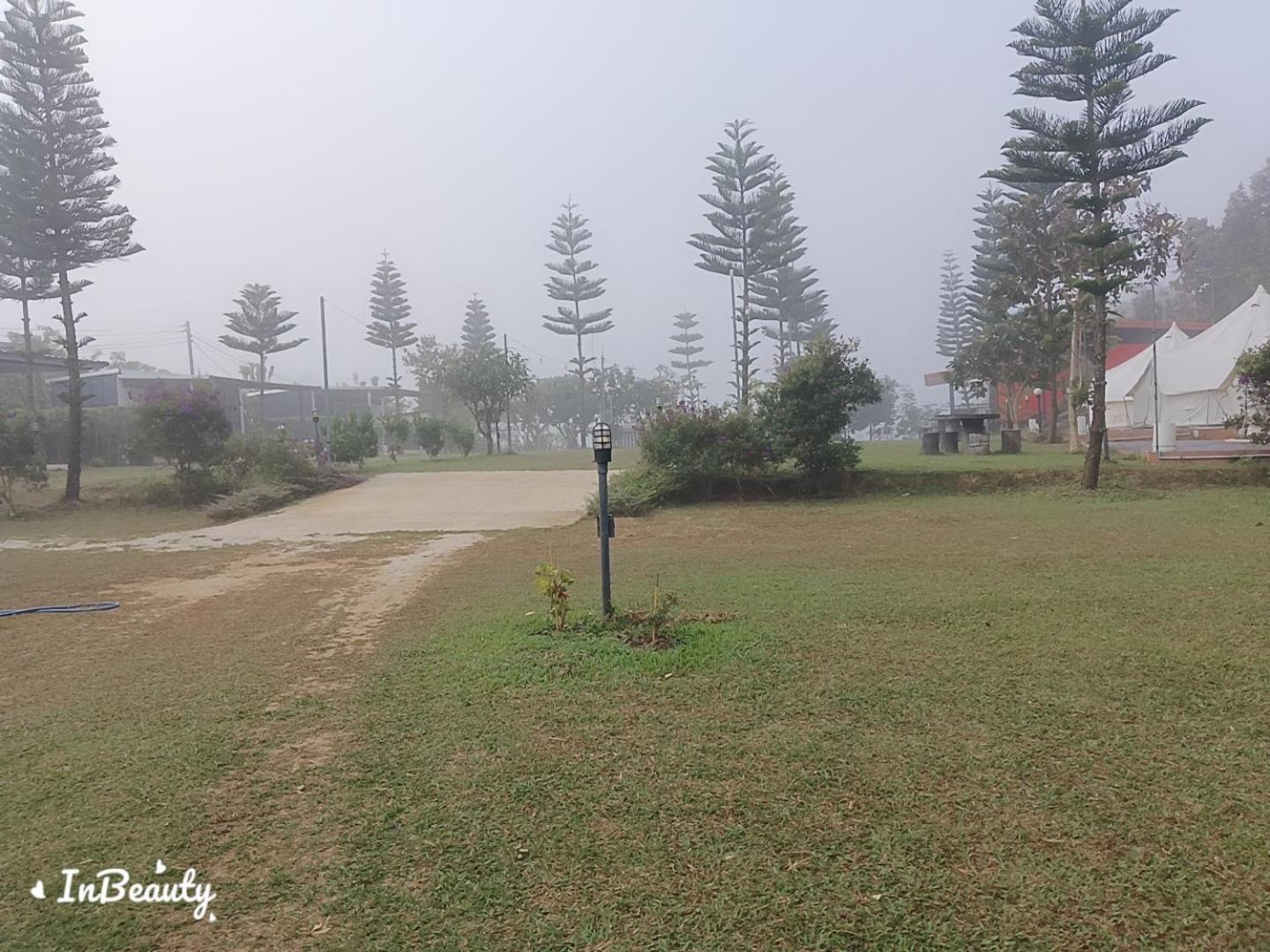 เฟรนด์แคมป์ Villa Khao Kho Exterior photo